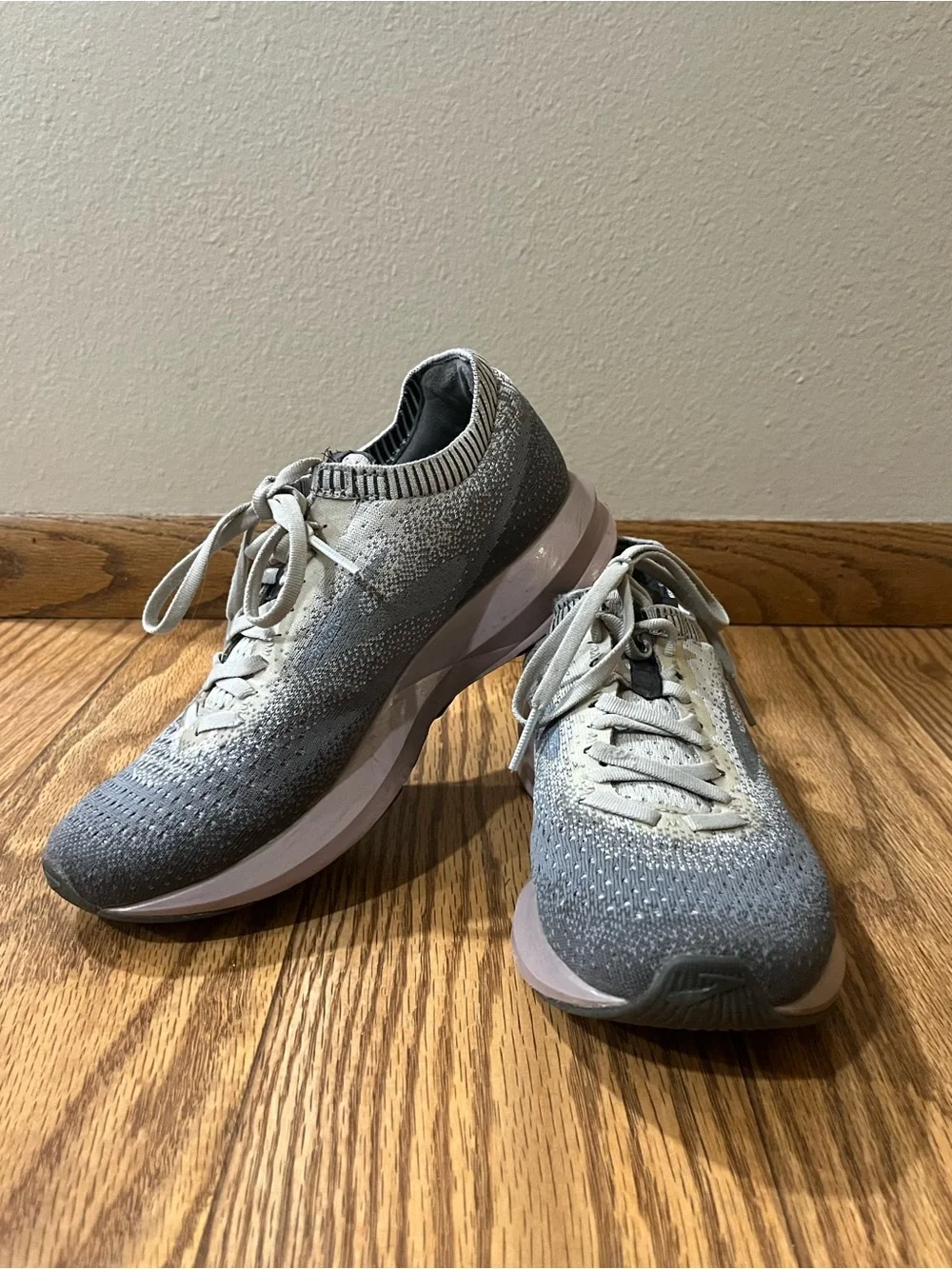Brooks Women's Running Shoes in Light Gray and Charcoal